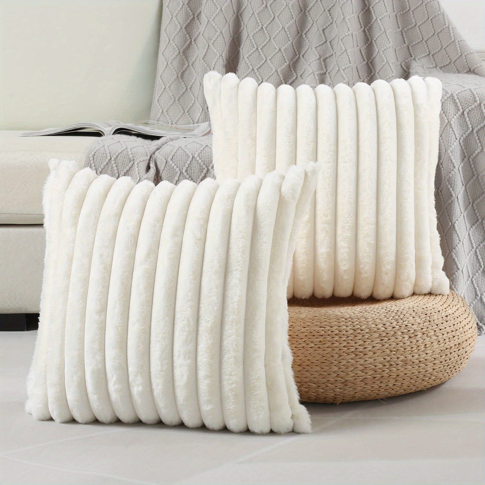 Set van 2 Zachte Decoratieve Kussenhoezen met Gestreept Design – Crème Wit Polyester