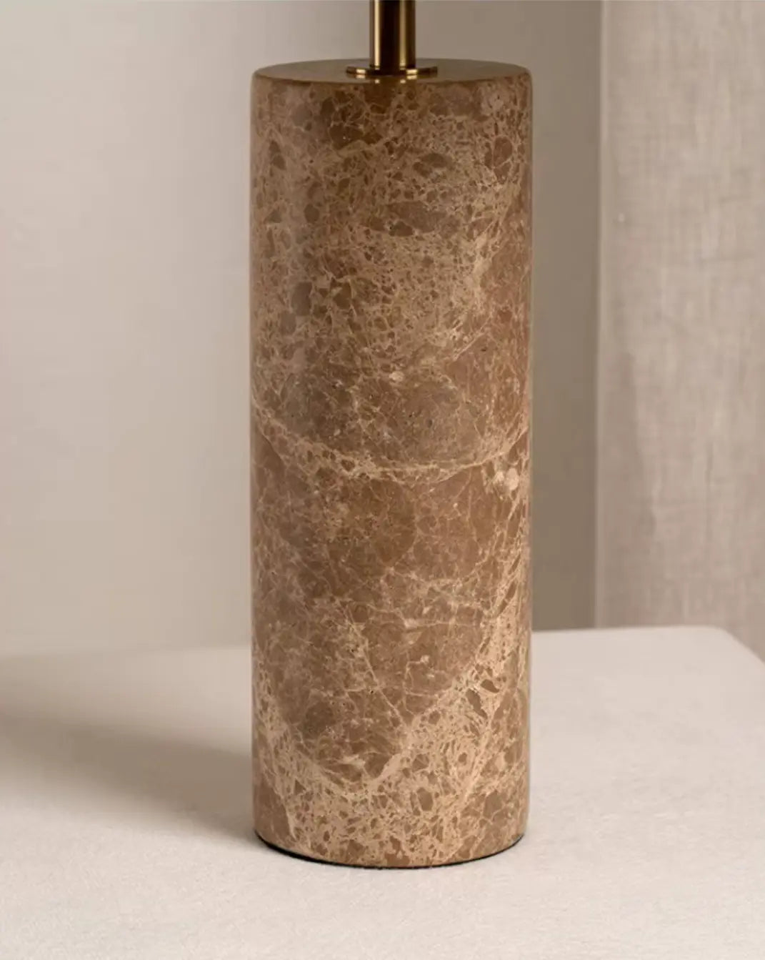 Nordic Marmeren Tafellamp – Witte Stoffen Kap Maison Roze