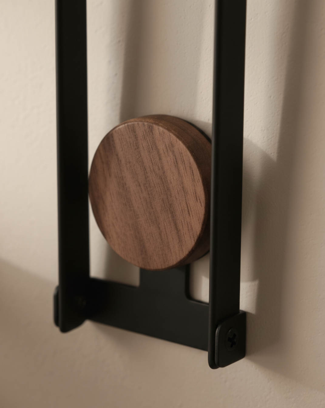 Wandgemonteerd Handdoekrek – Walnoothout Opvouwbaar