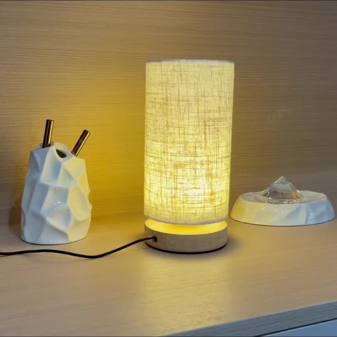 Moderne Houten Tafellamp met Verstelbare LED Verlichting – Eenvoudig en Creatief Nachtlampje