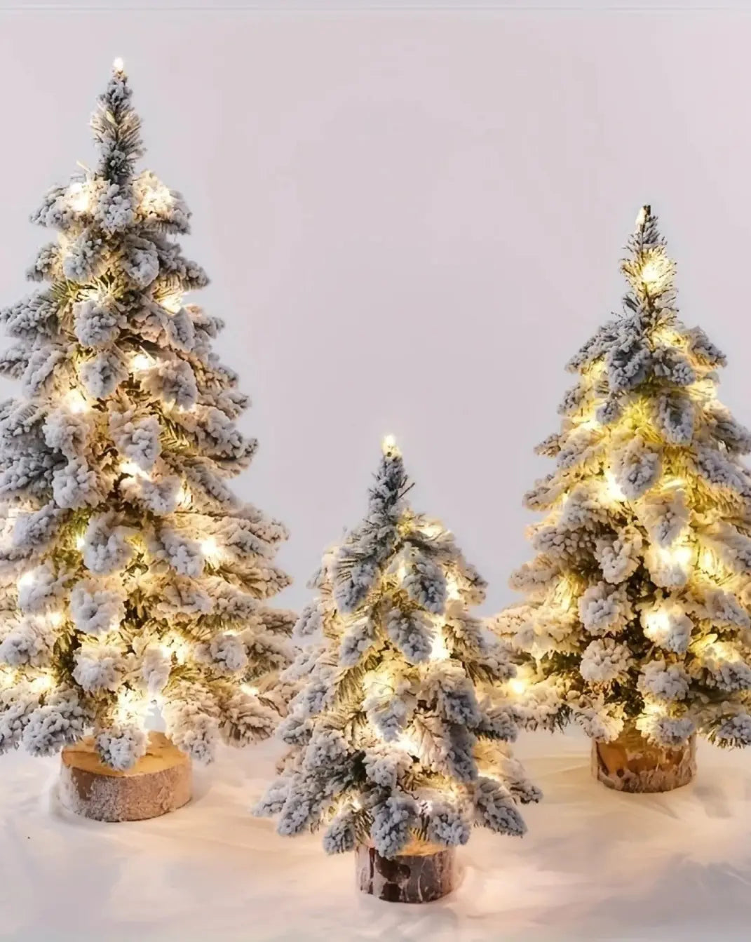 Verlichte sneeuwbedekte kunstkerstboom - LED warm wit Maison Roze