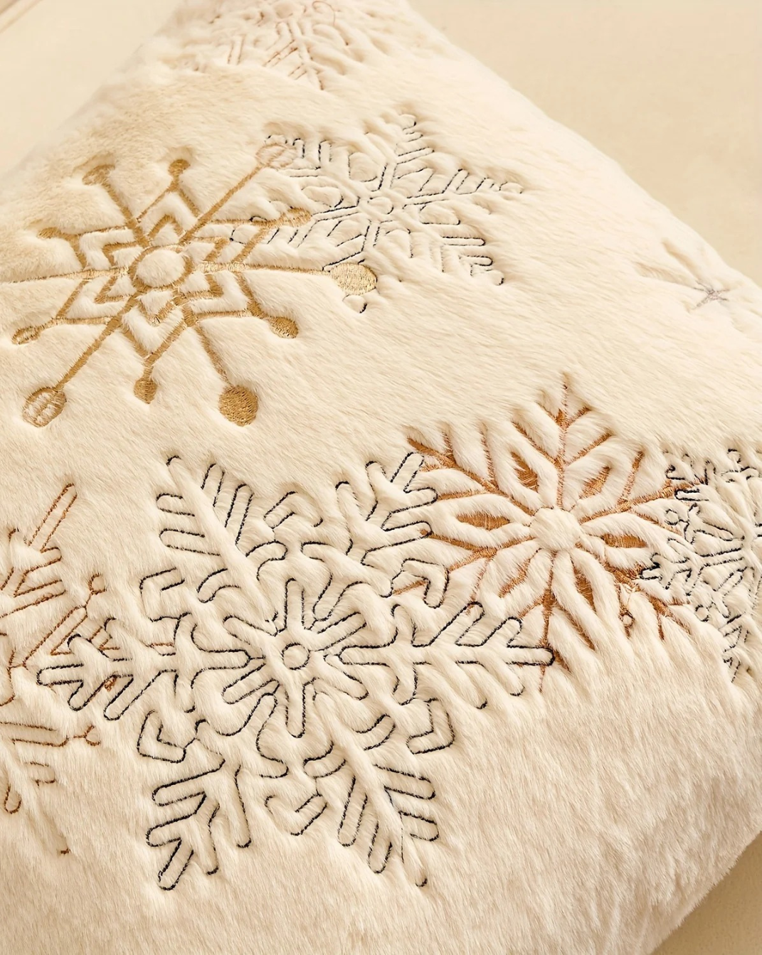 Witte Pluche feestelijke kussensloop