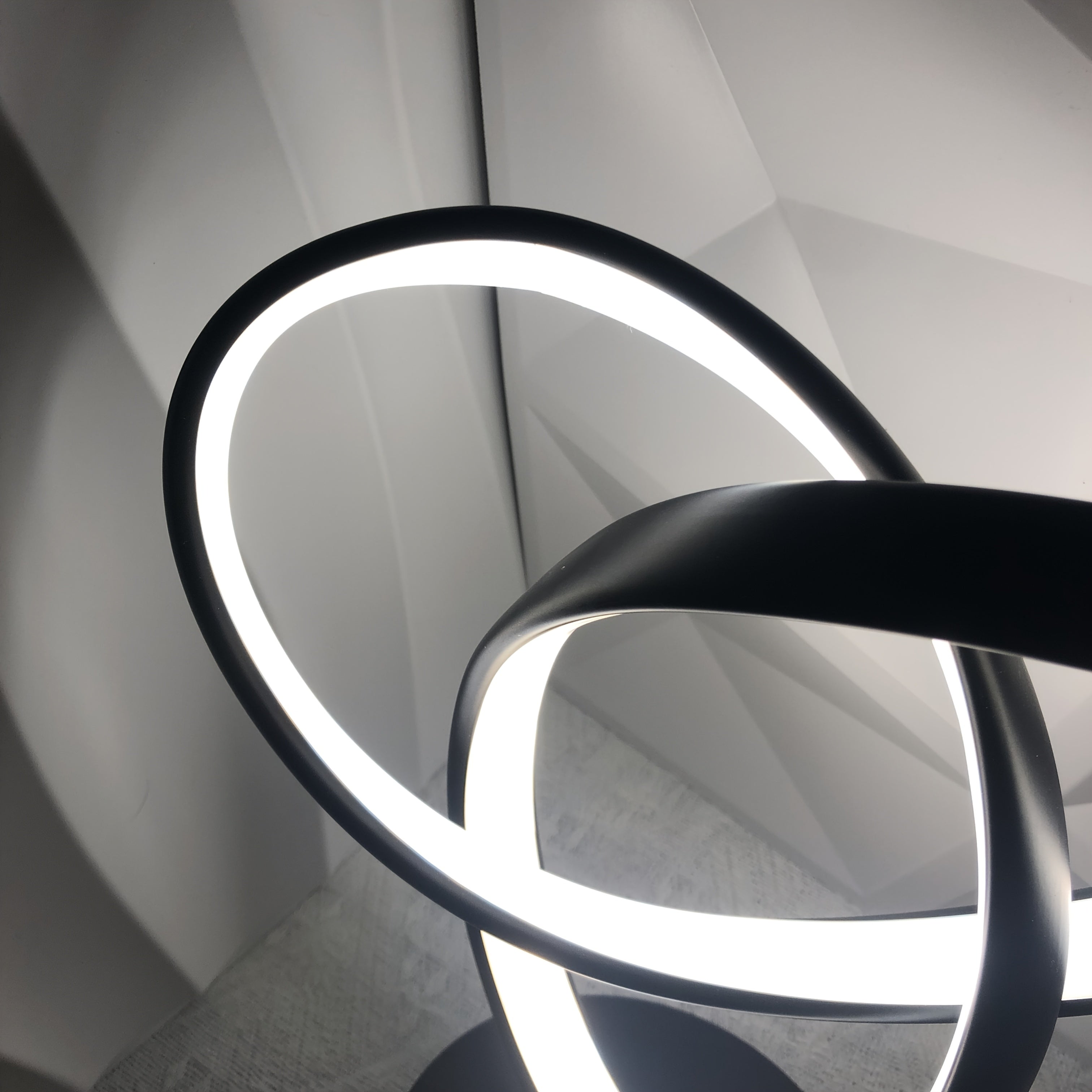 LED Tafellamp - Driekleurig Licht voor Oogzorg en Comfort