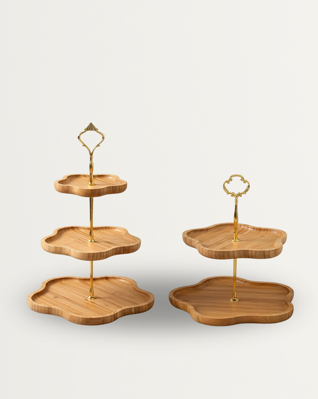 Elegante 3-Laags Houten Serveerblad met Gouden Handvatten voor Fruit en Snacks